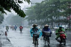 Dự báo thời tiết ngày 23/2: Không khí lạnh tăng cường, Trung Bộ sắp có mưa rào cục bộ