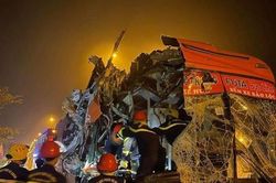 Vụ tai nạn 3 người chết: Tạm giữ hình sự tài xế xe khách Phương Trang