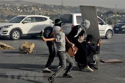 Lực lượng Israel đụng độ với người Palestine khiến 6 người thiệt mạng