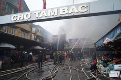 775 tiểu thương được hỗ trợ 7,6 tỷ đồng sau vụ cháy chợ Tam Bạc