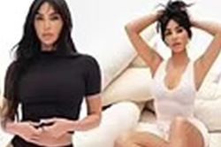 Kim Kardashian khoe vóc dáng điêu khắc trong bộ đồ đen trắng từ thương hiệu của chính mình