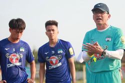 Bóng đá Việt Nam ngày 23/2: HAGL và Hà Nội lọt TOP CLB hàng đầu châu Á