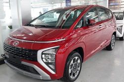 MPV Hyundai Stargazer giảm 100 triệu đồng để dọn kho, chờ xe lắp ráp