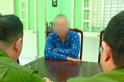 Công an phường Phước Hải làm việc với những người liên quan