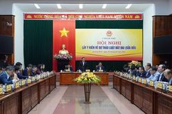 Các tỉnh miền Trung đóng góp về dự thảo luật đất đai