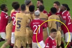 Bất ngờ trước phản ứng của Casemiro khi đồng đội xô xát với Barca
