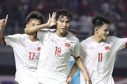 HLV Philippe Troussier chỉ có 15 ngày để nộp danh sách cầu thủ dự SEA Games 32