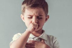 7 cách phòng tránh viêm họng cho trẻ vào mùa hè