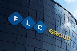Đình chỉ giao dịch 710 triệu cổ phiếu FLC ngay sau khi được lên UPCOM