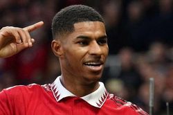 Rashford đăng ảnh lên MXH, CĐV MU lập tức đau đầu