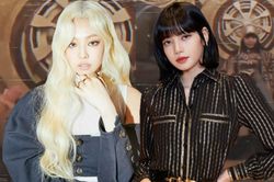 Cùng dáng ngồi 'banh càng' trên sân khấu: Jennie bị chỉ trích phản cảm, Lisa được khen hết lời