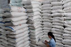 Thu giữ gần 40 tấn đường cát Thái Lan không chứng minh được tính hợp pháp