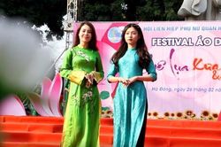 Phát huy di sản văn hóa Việt qua Festival Áo dài 'Quê lụa xưa và nay'