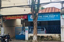 Bắt giữ khẩn cấp Giám đốc Trung tâm pháp y Quảng Ngãi