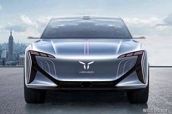 Hồng Kỳ E202 - SUV điện to như VinFast VF9, chạy 300km/5 phút sạc