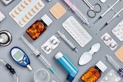 Thủ tướng: Khắc phục bằng được tình trạng thiếu thuốc, trang thiết bị y tế trong tháng 3/3023