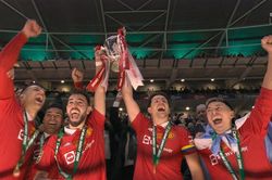 Tin bóng đá MU 27/2: Theo đuổi sao trẻ Liga, nhà Glazer chia rẽ về việc bán CLB