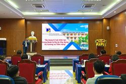 Sinh viên tiếp cận tình huống thực tế về quản lý dự án xây dựng