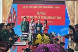 Trao trên 1 tỷ đồng tiền trợ cấp đối với 3 quân nhân hy sinh