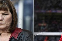 Vô địch League Cup, fan MU cảm ơn... mẹ của Rabiot