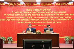 Cần có định hướng chiến lược mới cho phát triển ngành dầu khí Việt Nam