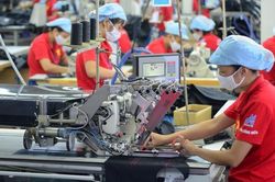 Tra soát chuỗi cung ứng, cơ hội lẫn thách thức của dệt may da giày