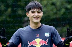 Thủ môn cao hơn cả Văn Lâm được triệu tập lên tuyển U22 Việt Nam