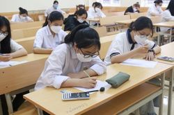 Tuyển sinh đại học: Đừng để kỳ thi riêng 'trăm hoa đua nở'