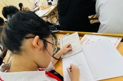 Đặt nguyện vọng lớp 10 Hà Nội, học sinh 'cân não' tránh trượt