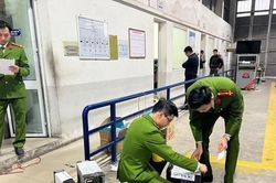 Bộ sậu lãnh đạo một trung tâm đăng kiểm ở Hà Nội bị cáo buộc nhận hối lộ 5 tỷ đồng