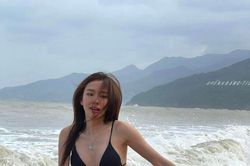 Hú hồn hậu trường chụp ảnh bikini nóng bỏng của Hoa hậu Thùy Tiên