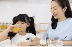 Những lưu ý về chế độ dinh dưỡng cho trẻ bị viêm VA