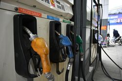 Giá xăng dầu trong nước tiếp tục tăng, kéo CPI tháng 2/2023 tăng 0,45%