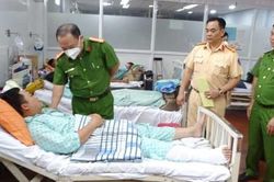 Thăm hỏi, động viên cán bộ Cục CSGT bị trọng thương khi làm nhiệm vụ