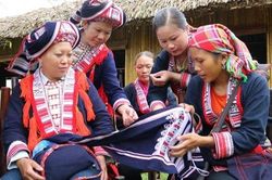 Ứng dụng công nghệ số để bảo tồn văn học dân gian