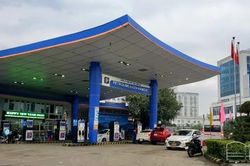 Kinh tế Thông tin thị trường Giá xăng, dầu tiếp tục quay đầu giảm