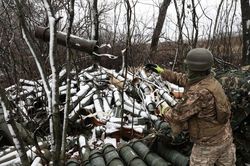 Lầu Năm Góc: Xung đột Ukraine bộc lộ hạn chế ngành sản xuất đạn dược của Mỹ