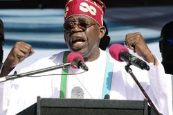 Tổng thống mới đắc cử Bola Tinubu của Nigeria là ai?