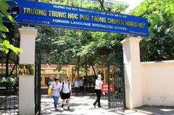 1 trường chuyên Hà Nội không xét tuyển thẳng vào lớp 10