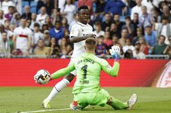 Nhận định bóng đá Real Madrid vs Barcelona, 03h00 ngày 3/3
