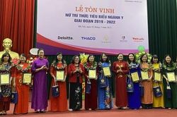 Y tế - Sức khỏe Tin tức y tế 2 nữ trí thức tiêu biểu của ngành y Thừa Thiên Huế được tôn vinh
