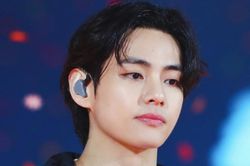 V BTS lại 'gây bão' khi ra mắt chương trình tạp kỹ 'Jinny's Kitchen'
