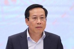 Thứ trưởng Bộ Y tế chỉ ra giải pháp khắc phục tình trạng thiếu trang thiết bị, vật tư y tế