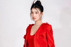 Á hậu Phương Nhi hóa nàng thơ trong những mẫu váy cho ngày 8/3