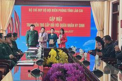 Trao hơn 1 tỷ đồng tiền trợ cấp cho gia đình 3 liệt sĩ