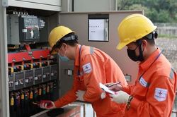 TS. Nguyễn Đình Cung: Tăng giá điện là bắt buộc nhưng tránh tạo cú sốc quá lớn cho doanh nghiệp