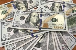 Tỷ giá USD hôm nay 3/3: USD tiếp tục tăng