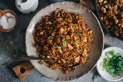 Làm cơm chiên thịt bò ngon khó cưỡng