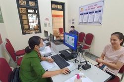 Hà Nội phấn đấu trong năm 2023, có 100% công dân trên địa bàn được cấp CCCD gắn chíp