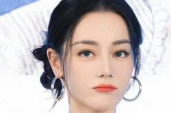 Chiến lược trở lại của Địch Lệ Nhiệt Ba